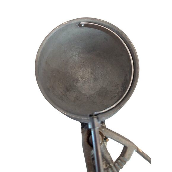 Vintage 1950s Metal Ice Cream Scoop by Peerless 8.75-inch Red Wood Handle Works - Picture 3 of 7